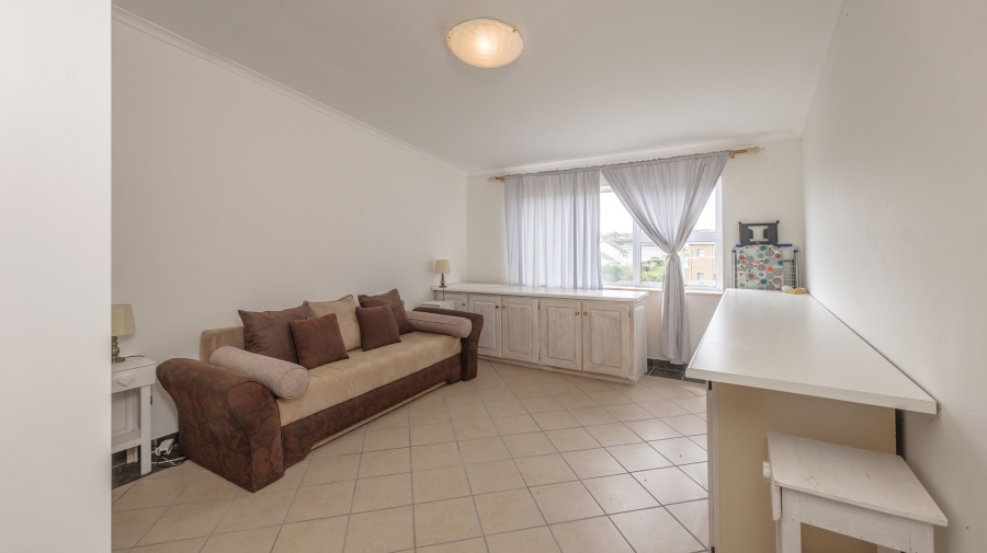 5 Bedroom Property for Sale in Suiderstrand Western Cape